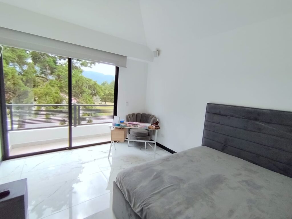 WhatsApp Image 2025-05-18 at 3.31.27 PM (2)