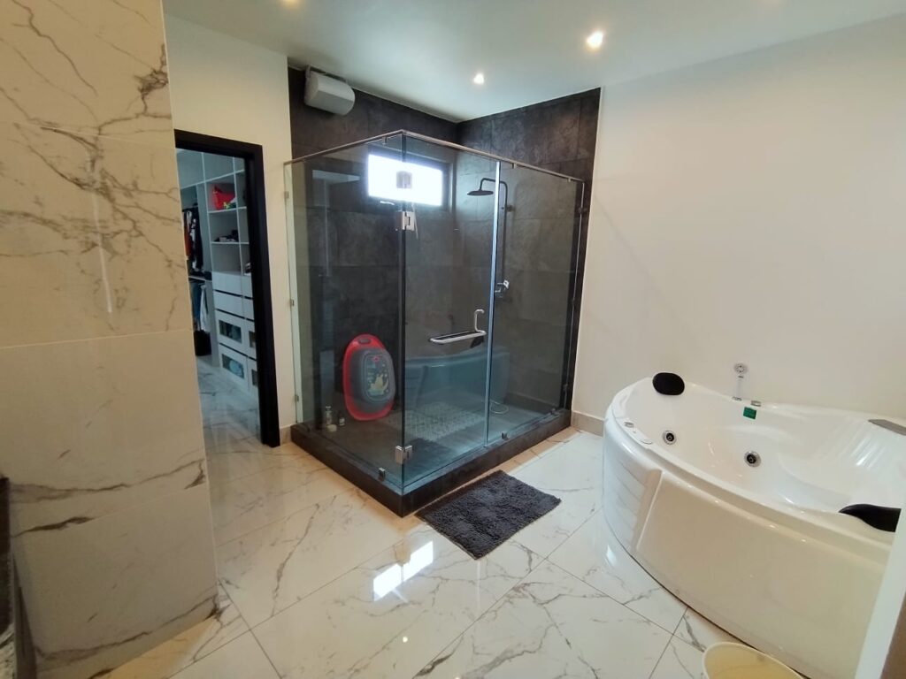 WhatsApp Image 2025-05-18 at 3.31.28 PM (1)