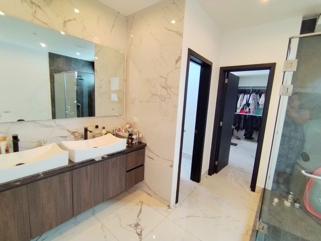 WhatsApp Image 2025-05-18 at 3.31.28 PM (2)