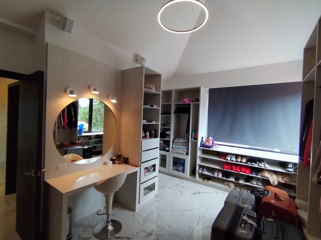 WhatsApp Image 2025-05-18 at 3.31.28 PM (3)