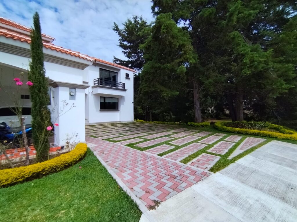 WhatsApp Image 2025-05-18 at 3.31.30 PM (1)