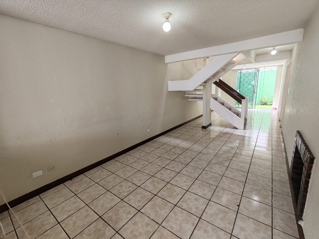 WhatsApp Image 2025-06-15 at 7.07.49 AM