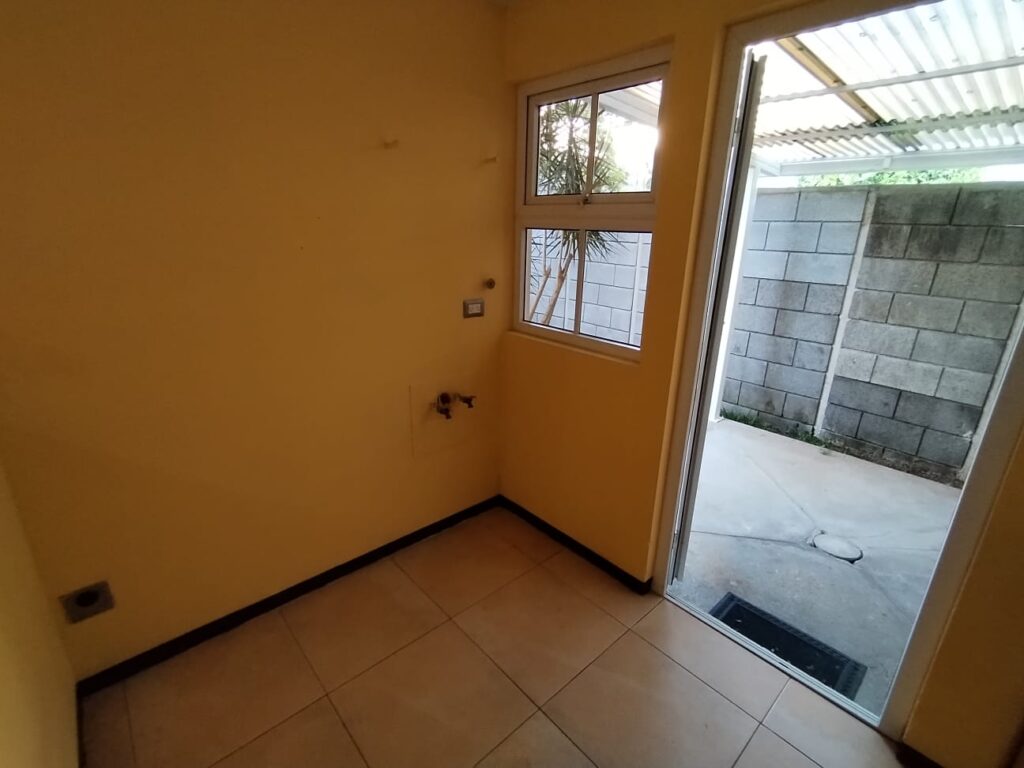 WhatsApp Image 2025-07-08 at 12.09.18 PM (4)