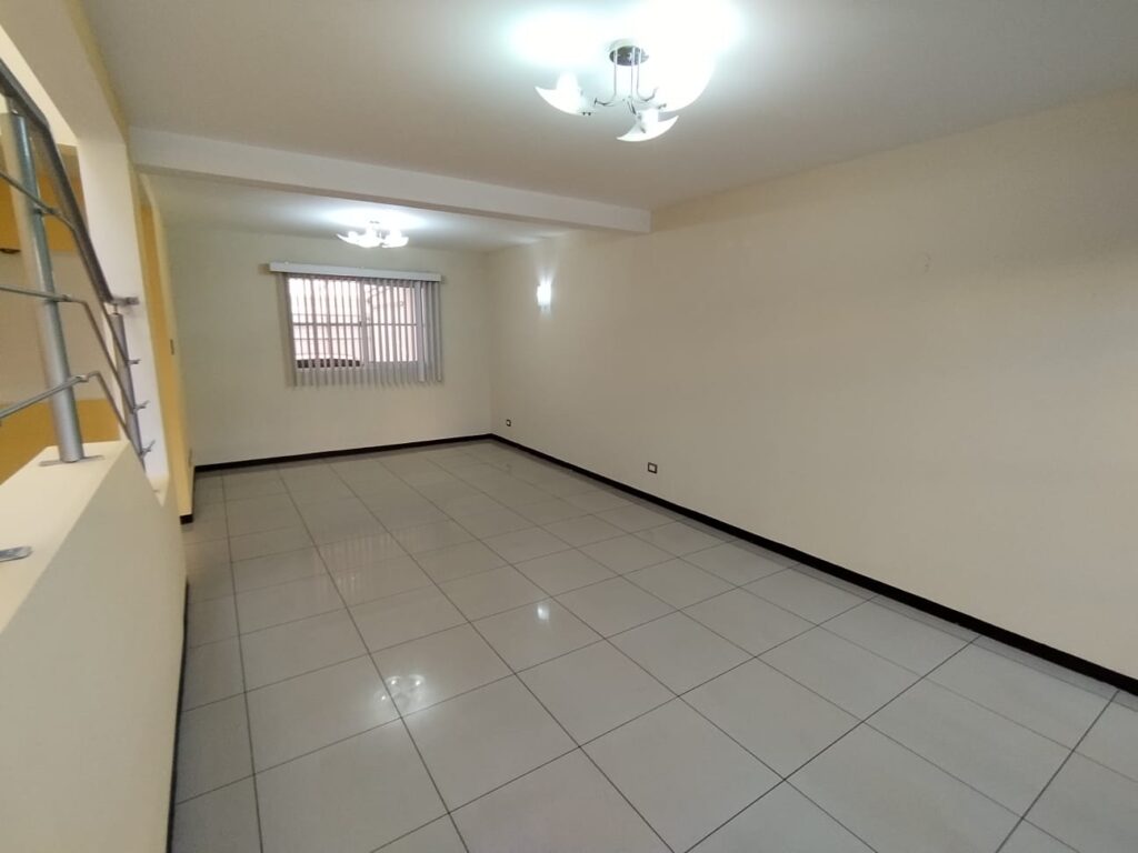 WhatsApp Image 2025-07-08 at 12.09.19 PM (4)