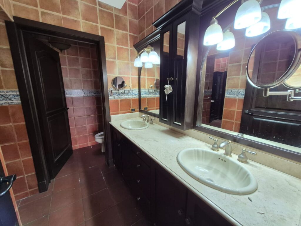 WhatsApp Image 2025-07-25 at 4.24.51 PM (2)