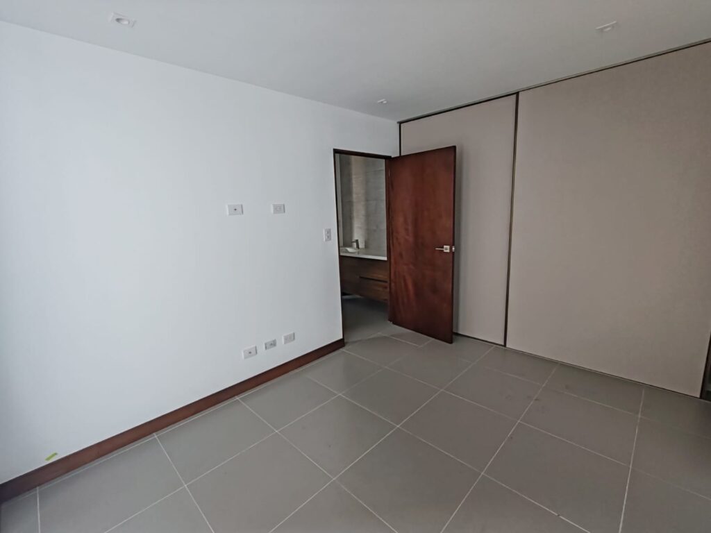 WhatsApp Image 2025-07-31 at 12.12.44 PM (1)