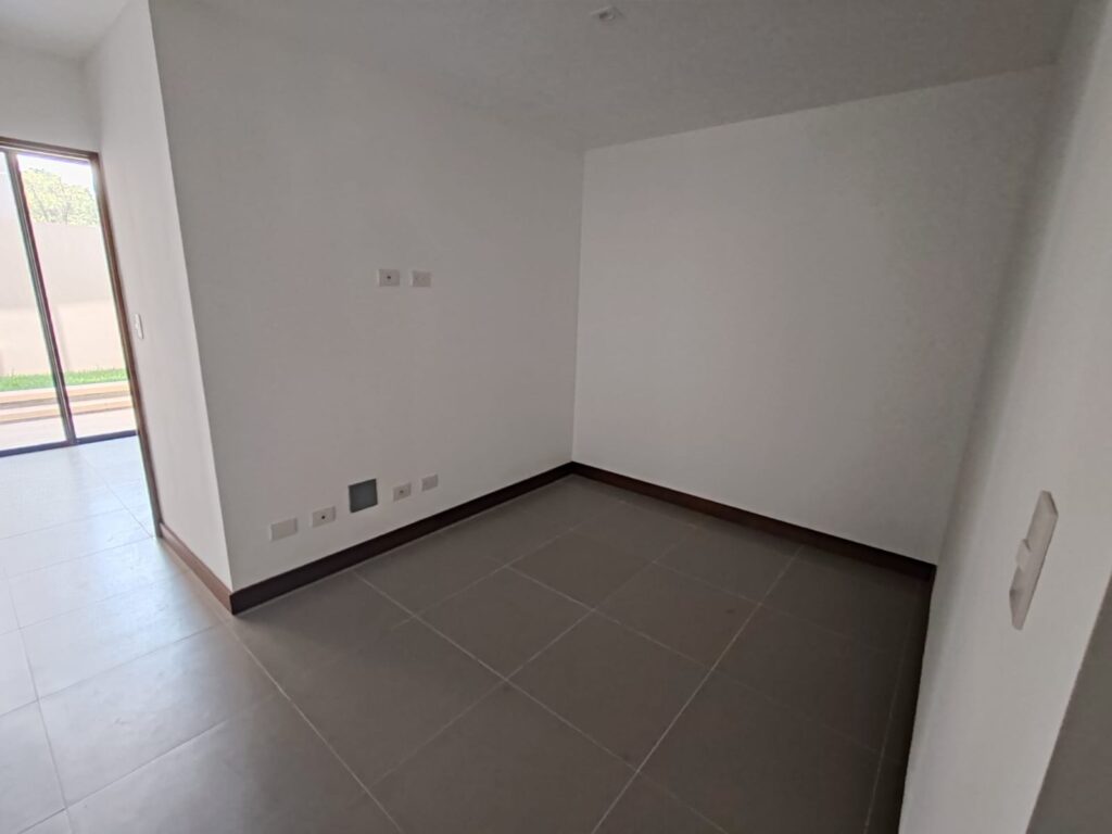 WhatsApp Image 2025-07-31 at 12.12.44 PM (3)