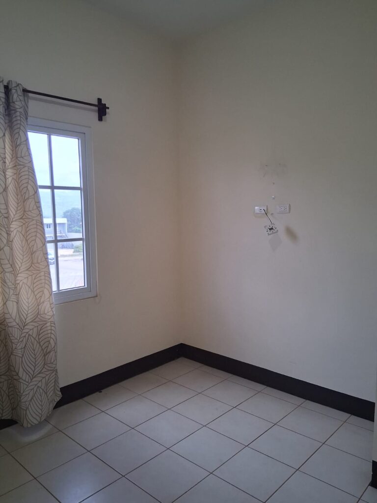 WhatsApp Image 2025-09-17 at 5.46.05 PM (4)