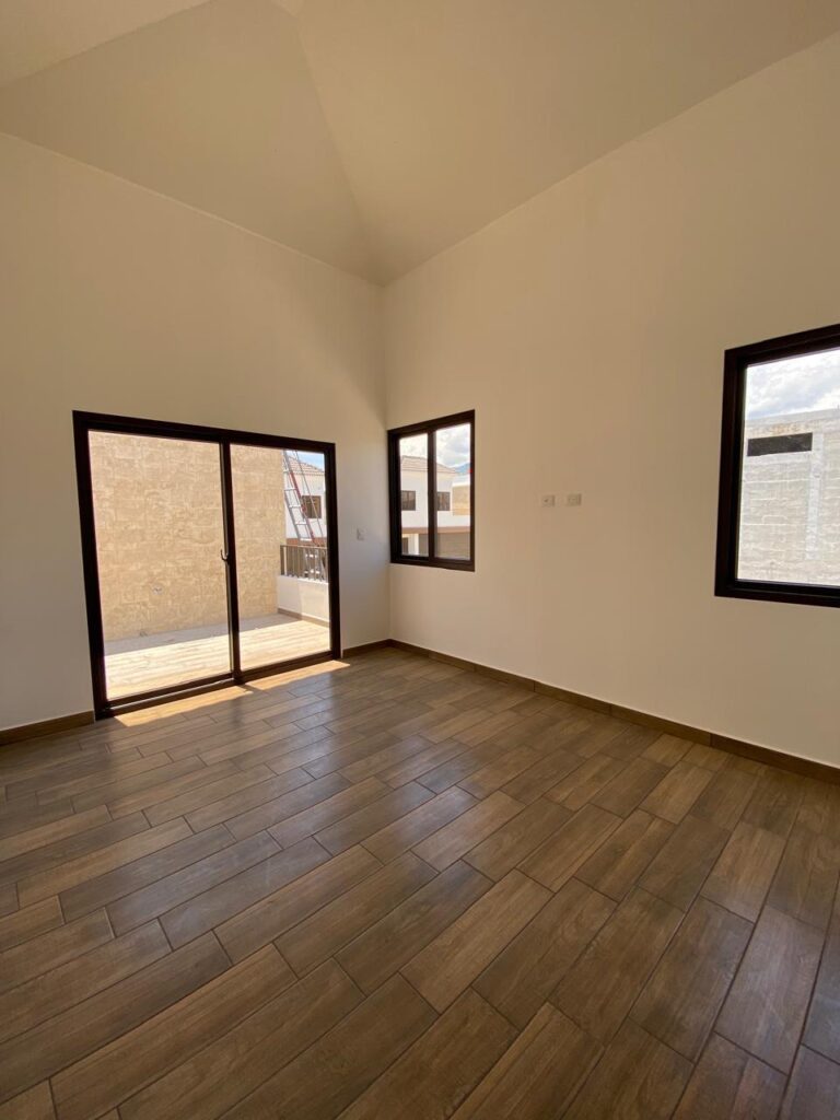 WhatsApp Image 2025-09-19 at 1.26.38 PM (3)