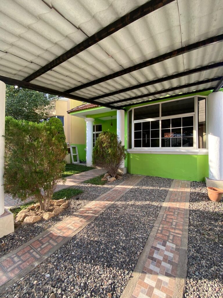 WhatsApp Image 2025-10-17 at 6.15.06 PM (4)